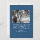 Elegant getrouwd kerstscript blauw 2 foto feestdagenkaart (Achterkant)