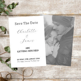 Elegant Getting Hitched Fun Zwart-wit Foto Save The Date