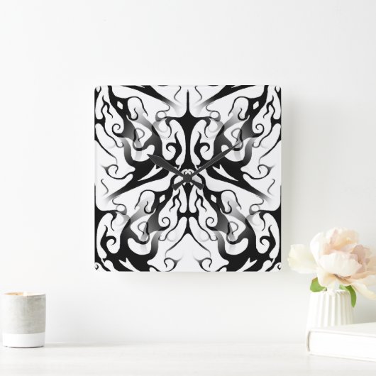 Elegant gezicht in vuur en vlammen Tribal Design Vierkante Klok (Huis)