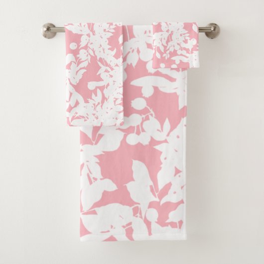 Elegant Girly Chic Pink Abstract Floral Foliage Bad Handdoek (Insitu)