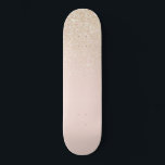 Elegant Girly Gold Roos Pink Glitter Ombre Persoonlijk Skateboard<br><div class="desc">Dit elegante en stijlvolle design is perfect voor de trendy en stijlvolle vrouw. Het is voorzien van een faux bedrukt roos roze en goudglitter en een kleurenombre gradiënt. Het is modern, , eenvoudig en schattig! ***BELANGRIJKE NOTA VAN HET ONTWERP: Voor om het even welk verzoek van het douaneontwerp zoals passende...</div>