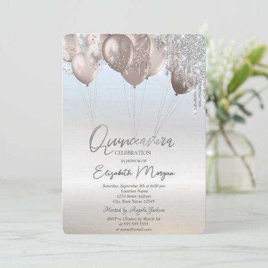Elegant Glitter Drift Balloons Silver Quinceañera Kaart (Staand voorkant)