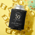 Elegant Gold 50th Birthday Script Koelbox Blikjeskoeler<br><div class="desc">De mooie faux goudglitter confetti hoogtepunten op de boven- en ondergrens. Alle tekst kan worden aangepast en kan eenvoudig worden gewijzigd voor uw eigen wensen. Geweldig elegante sjabloon voor de 50ste verjaardag. Zwarte achtergrond</div>