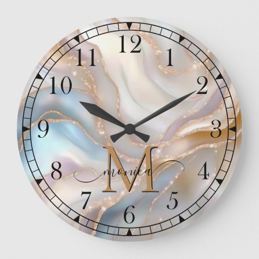 Elegant Gold and Nacre Monogram Name Personalized Grote Klok (Voorkant)