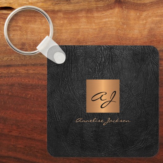 Elegant gold black monogram and name personalized sleutelhanger (Voorkant)