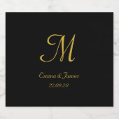 Elegant Gold Black Script Monogram Weddenschap Fav Likeurfles Etiket (Enkel label)