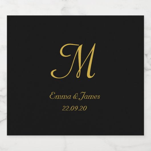 Elegant Gold Black Script Monogram Weddenschap Fav Likeurfles Etiket (Enkel label)