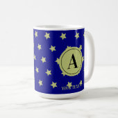 Elegant Gold & Black Star Pattern Monogram Koffiemok (Voorkant rechts)