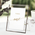 Elegant Gold Calligrafie Tabel 1 Kaart<br><div class="desc">Deze elegante goudkalligrafietabel is een tafelnummer dat perfect is voor een eenvoudige bruiloft. Het neutrale ontwerp is voorzien van een minimalistische kaart met romantische en faux gouden folie-typografie. De prints op de voor- en achterzijde van de kaart (dubbelzijdig). Andere tabelnummers in het collectie worden afzonderlijk verkocht. Opmerking: dit ontwerp is...</div>