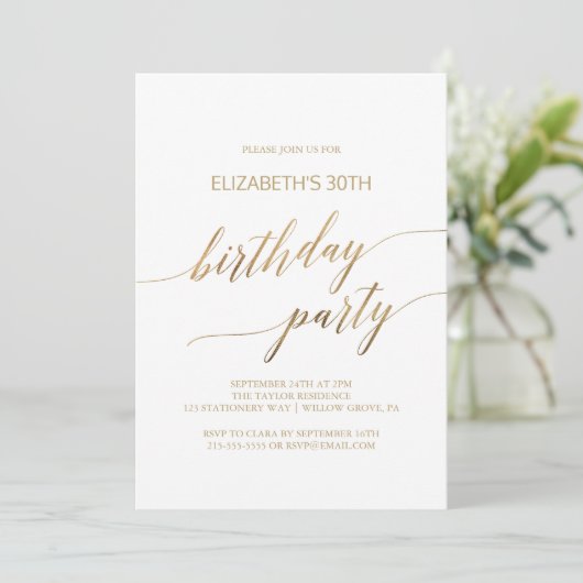Elegant Gold Calligraphy Birthday Party Kaart (Staand voorkant)