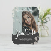 Elegant Gold Calligraphy Photo Afstuderen Kaart (Staand voorkant)