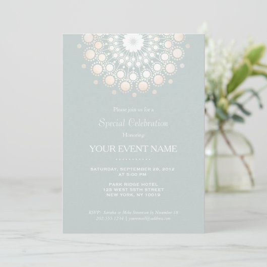 Elegant Gold Circle Motif Light Sage Formele Kaart (Staand voorkant)