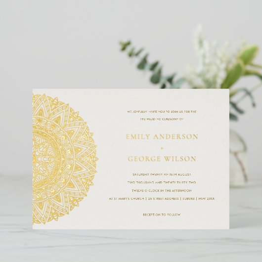 Elegant Gold Classic  Mandala Wedding Invite Folie Uitnodiging (Staand Voorkant)
