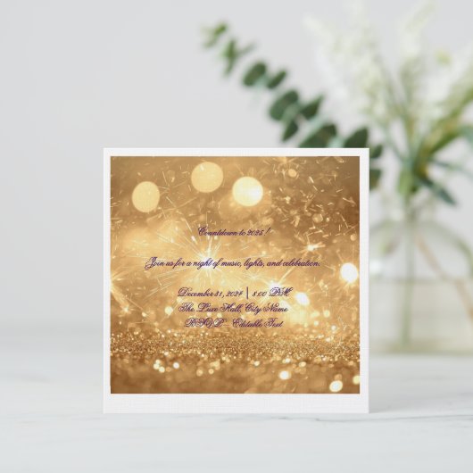 Elegant Gold Countdown New Year 2025 Invitation  Kaart (Staand voorkant)