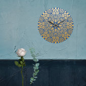 Elegant Gold en Blue Floral Mandala Grote Klok