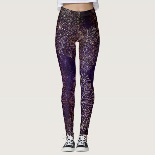 Elegant Gold en Paarse Floral Mandala Pattern Leggings (Voorkant)