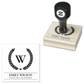 ELEGANT GOLD FLORAL LAUREL WREATH INITIAAL MONOGRA RUBBERSTEMPEL (Gestempeld)