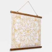 Elegant Gold Flower Mandala White Design Hangend Wandkleed (Gebogen)