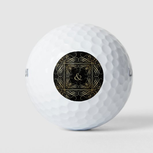 Elegant Gold Foil look Scrollwork Script op zwart Golfballen (Voorkant)