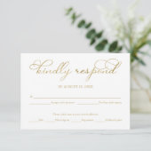Elegant Gold Foil Script Wedding RSVP Kaart (Staand voorkant)
