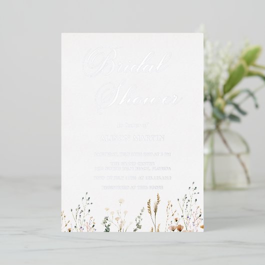 Elegant Gold Foil Vrijgezellenfeest met Wildflower Folie Uitnodiging (Staand Voorkant)