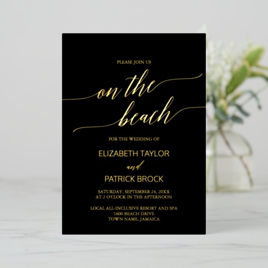 Elegant Gold Foil | Zwart op het strand Folie Uitnodiging (Staand Voorkant)