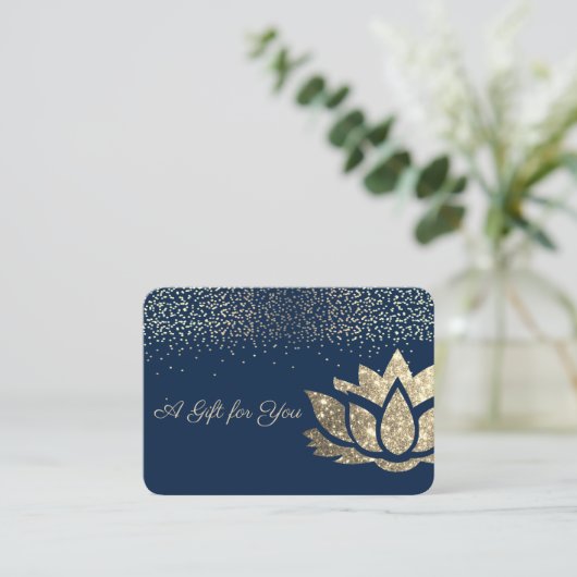 Elegant Gold Glitter Lotus, Confetti, marineblauw Kortingskaartje (Staand voorkant)
