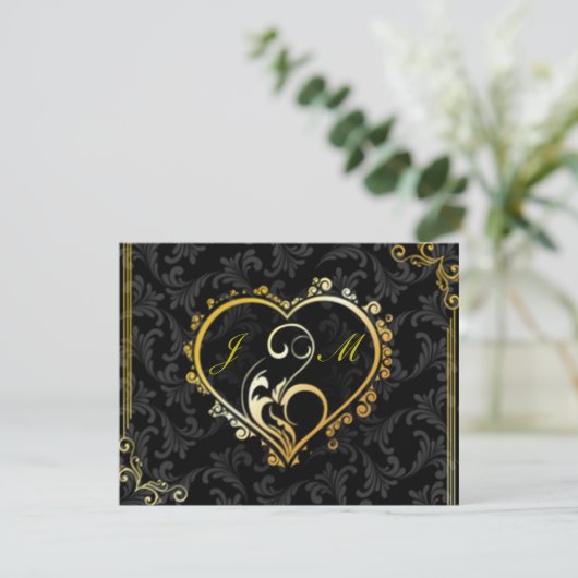 Elegant Gold Heart Monogram Wedding Response Kaart (Staand voorkant)