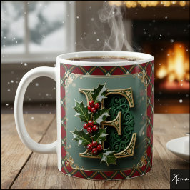 Elegant Gold Holly Christmas Initial Letter E Koffiemok