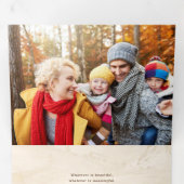 Elegant Gold Kerstmis Botanische Foto Drieluik Wenskaart (Binnenzijde eerst)