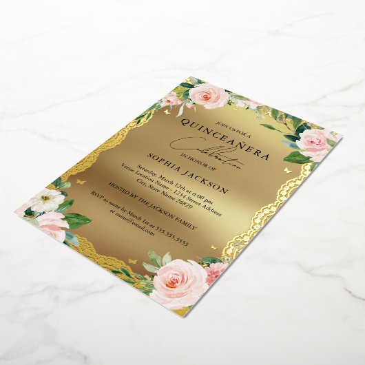 Elegant Gold Lace Pink Floral Foto Quinceanera Folie Uitnodiging (Gedraaid)