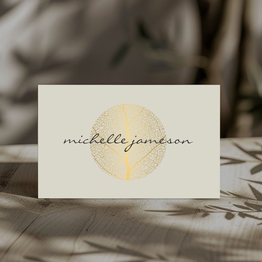 Elegant Gold Leaf Logo op Licht Tan Visitekaartje