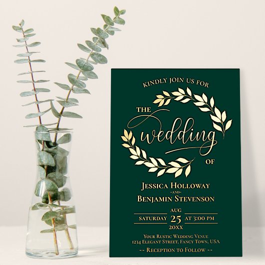 Elegant Gold Leaves over Emerald Green Chic Weddin Folie Uitnodiging