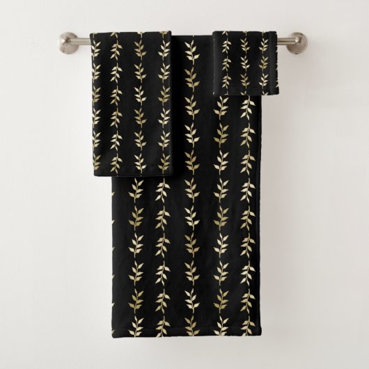 Elegant Gold Leaves Pattern op Black Bad Handdoek (Insitu)