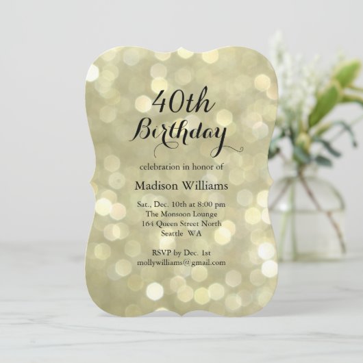 Elegant Gold Lights Birthday Uitnodiging (Staand voorkant)