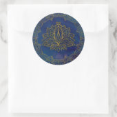 Elegant Gold Lotus flower op blauw Ronde Sticker (Tas)