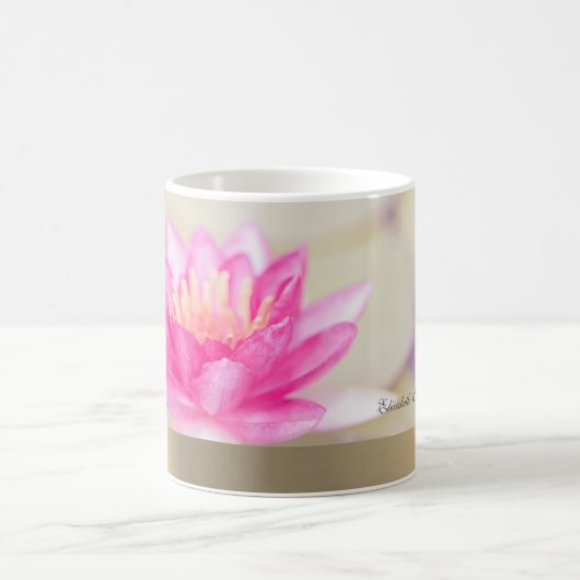 Elegant Gold Lotus, Yoga Coffee Mok (Center)