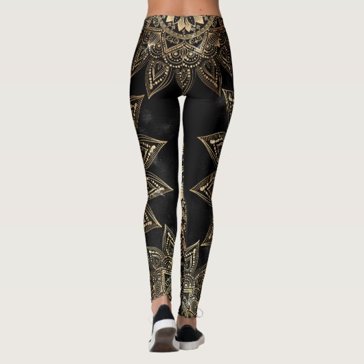 Elegant Gold Mandala Black Design Leggings (Achterkant)