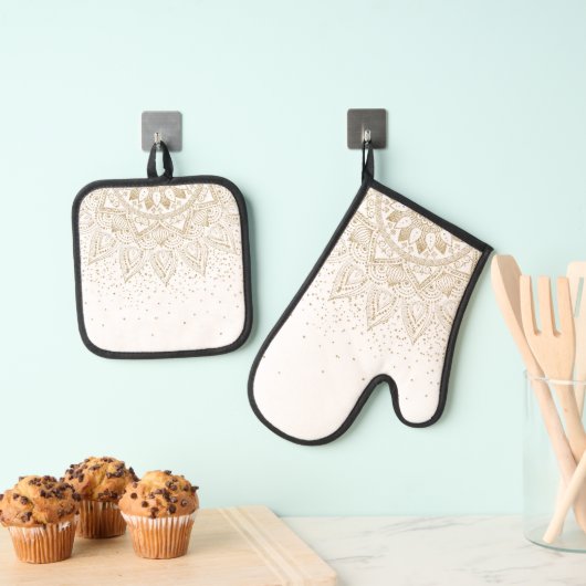 Elegant Gold Mandala Stippen Design Ovenwant & Pannenlap Set (Insitu(Ophanging))