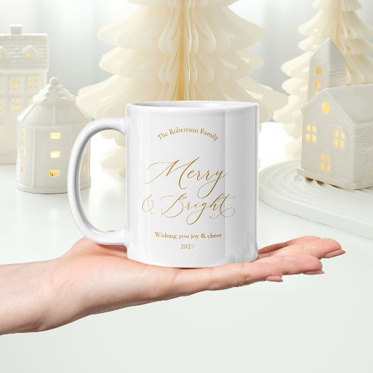 Elegant Gold “Merry & Bright” Holiday Mug Koffiemok