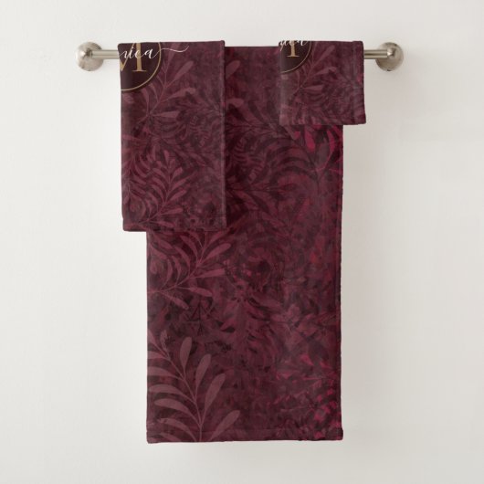 Elegant Gold Monogram Floral Brown Maroon Bad Handdoek (Insitu)