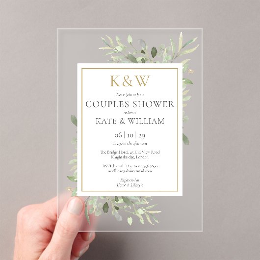 Elegant Gold Monogram Greenery Couples Shower Acryl Uitnodigingen (Insitu (Draagbaar))