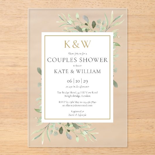 Elegant Gold Monogram Greenery Couples Shower Acryl Uitnodigingen (Voorkant)