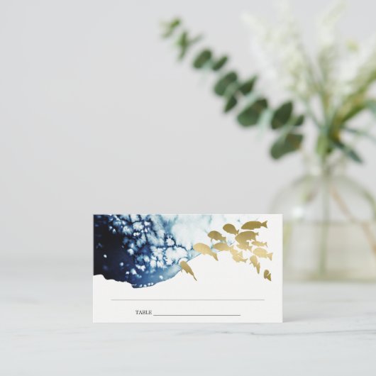 ELEGANT GOLD NAVY UNDERWATER ZEE VIS WEDING PLAATSKAARTJE (Staand voorkant)