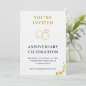 Elegant Gold & Navy Wedding Anniversary Invitation Kaart (Staand voorkant)