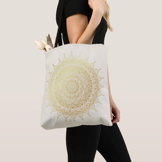 Elegant Gold op Cream Floral Henna Mandala Tote Bag (Dichtbij)