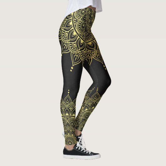 Elegant Gold op Soft Black Floral Henna Mandala Leggings (Rechts)