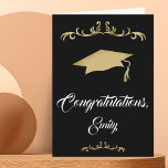 Elegant Gold Ornament Gefeliciteerd Afstuderen Kaart<br><div class="desc">Elegant Golden Gefeliciteerd Afstuderen Afstuderen Kaart. Afstuderen kaart met afstudeerkap,  trendy script en gouden ornamenten. Gefeliciteerd en de naam van de afstuderen persoon aan de voorzijde - personaliseer met jouw naam. Pas de tekst binnen de kaart aan of verwijder het.</div>