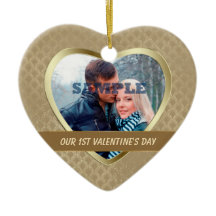 Elegant Gold Pattern Ons eerste Valentijn Ornament