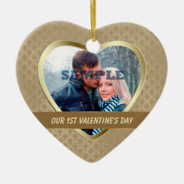 Elegant Gold Pattern Ons eerste Valentijn Ornament